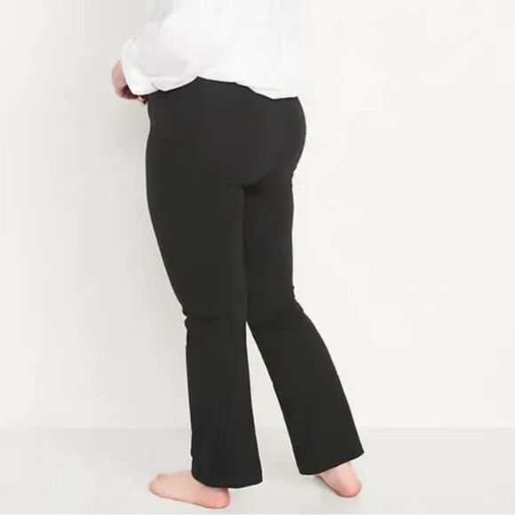 Woman within Black pull on pants - Picture 1 of 7